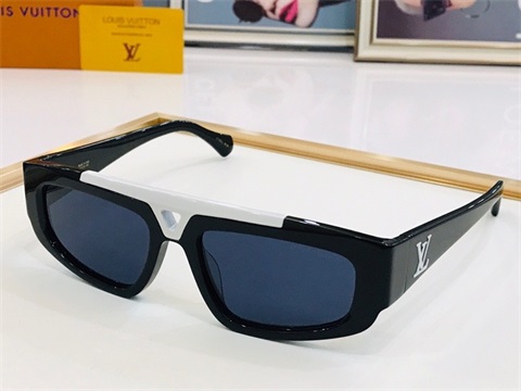 LV sunglass-540